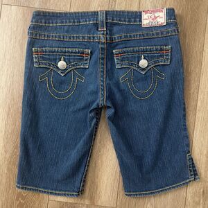 True Religion Size 28 Made in USA Vintage Joey Short Big T Jeans Shorts Womens